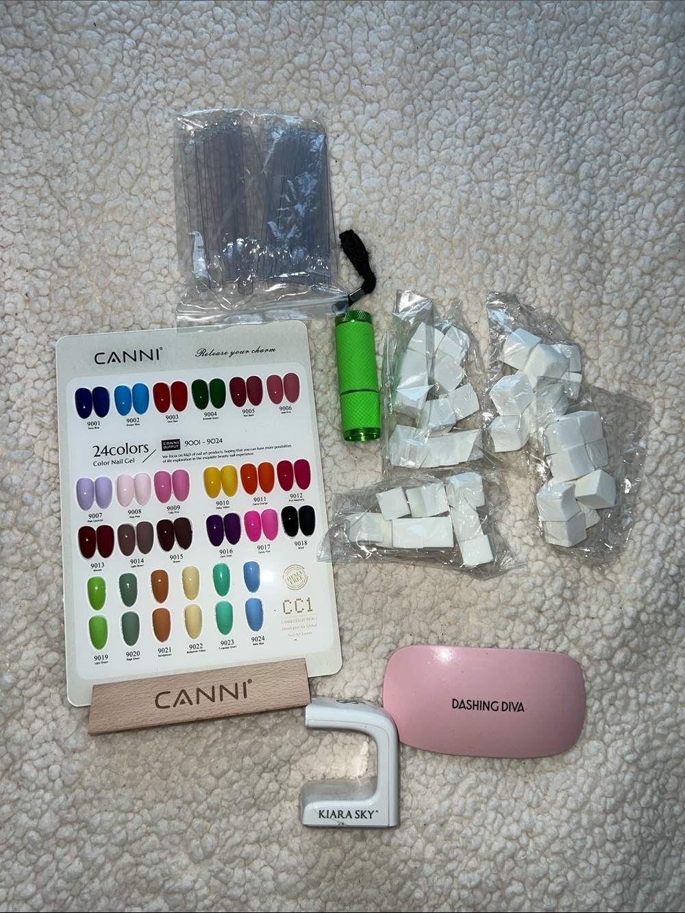 CANNI Nail Color Display + Accessories - White & Pink Accents